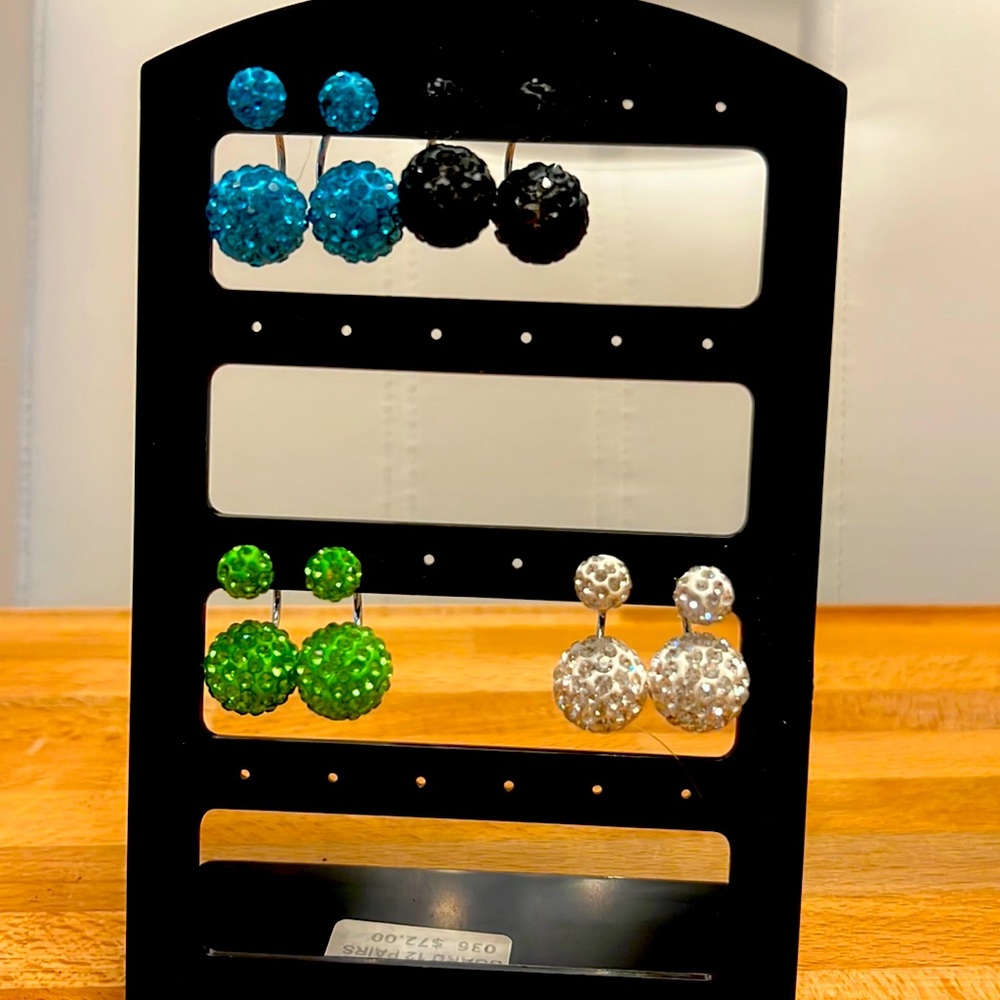 Fashion earrings